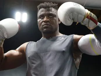 Francis Ngannou parle d'un combat contre Deontay Wilder ou Anthony Joshua