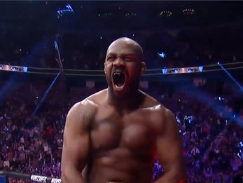 Jon Jones surclasse Ciryl Gane et rentre dans l'histoire !