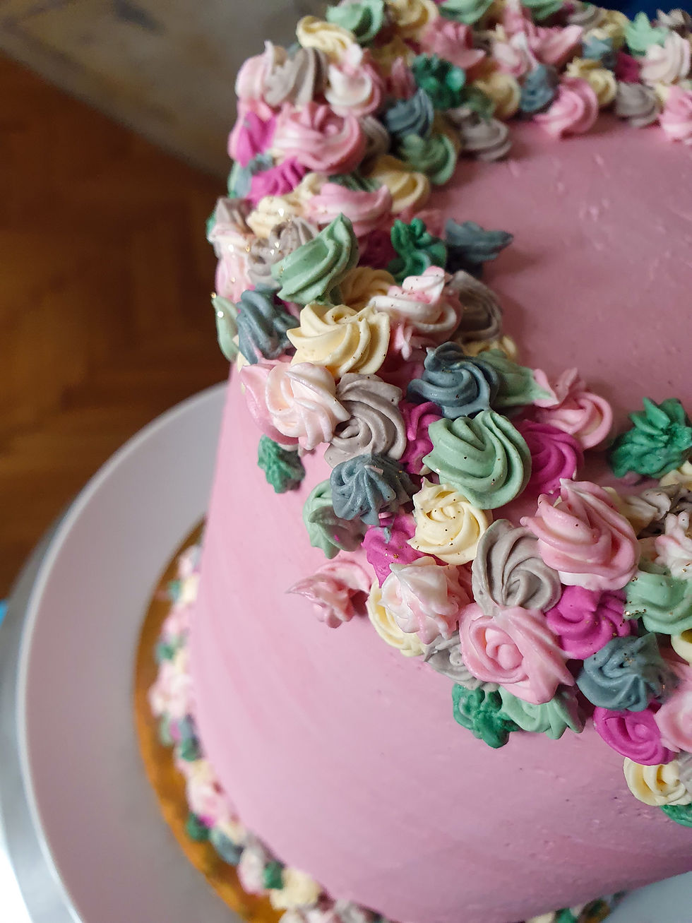 Social, Sips, and Sundresses: a get together for just us girls!