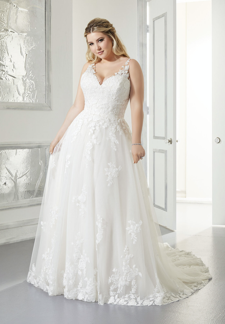 Arlene Wedding Dress 3302