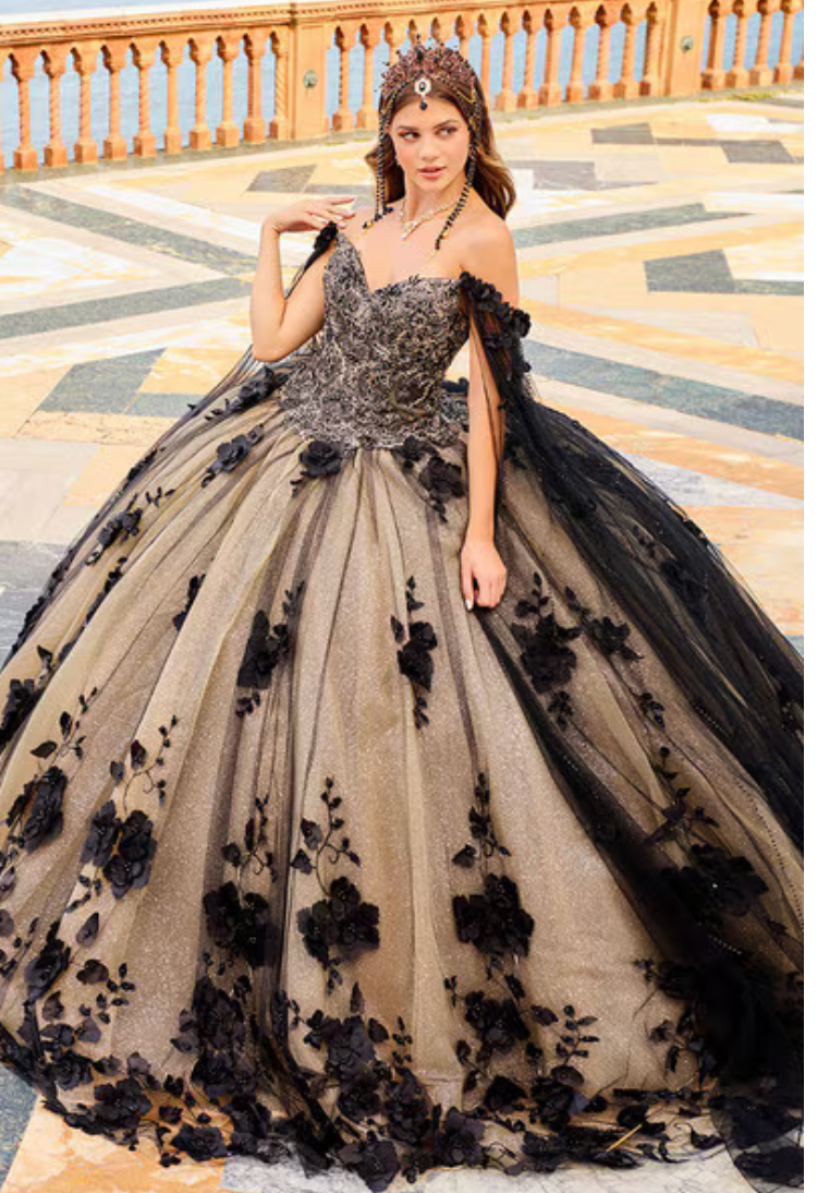 Thumbnail: Princesa Gown