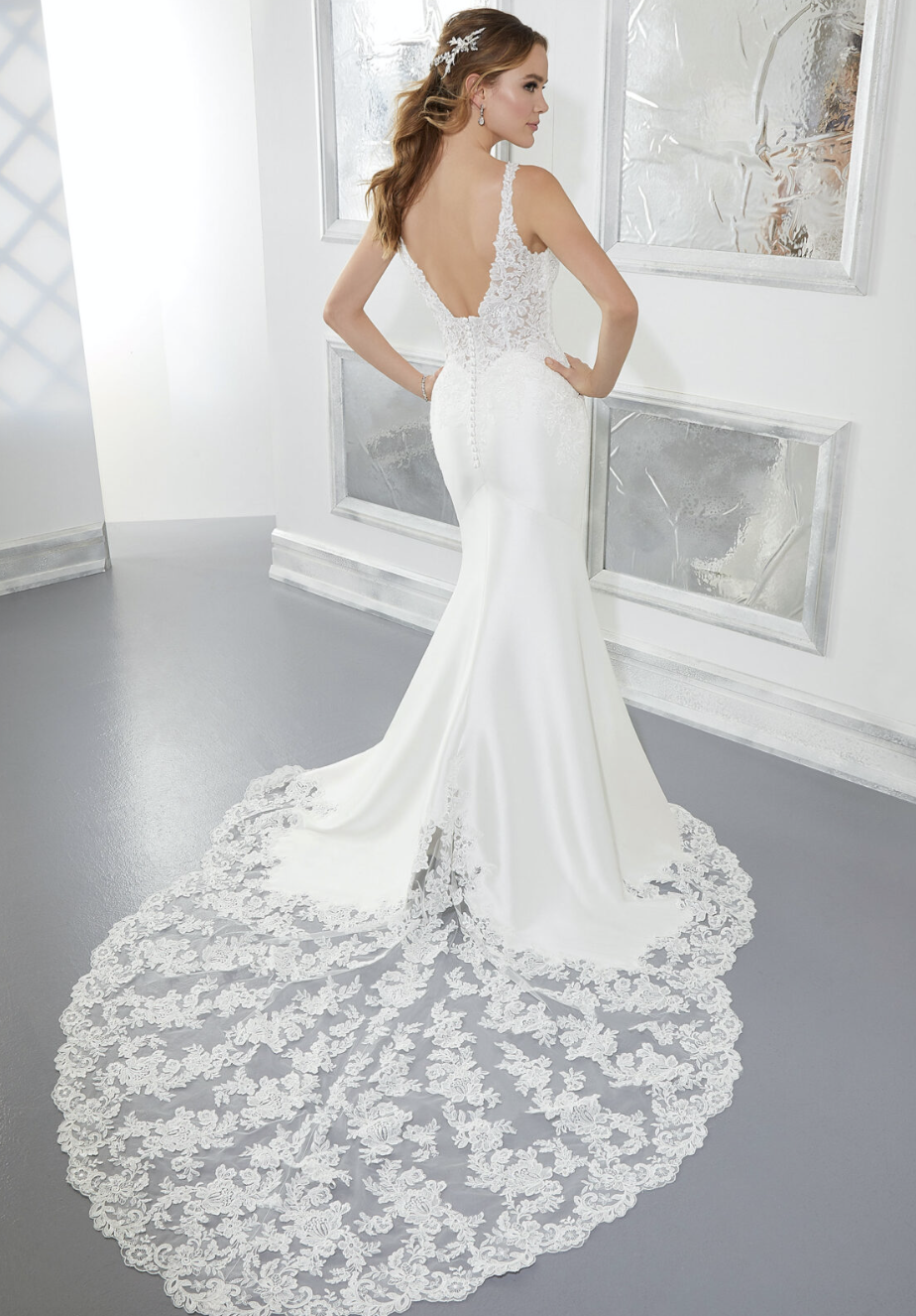 Amber Wedding Dress 5874