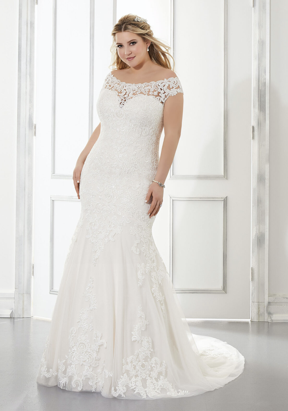 Aretha Wedding Dress 3303