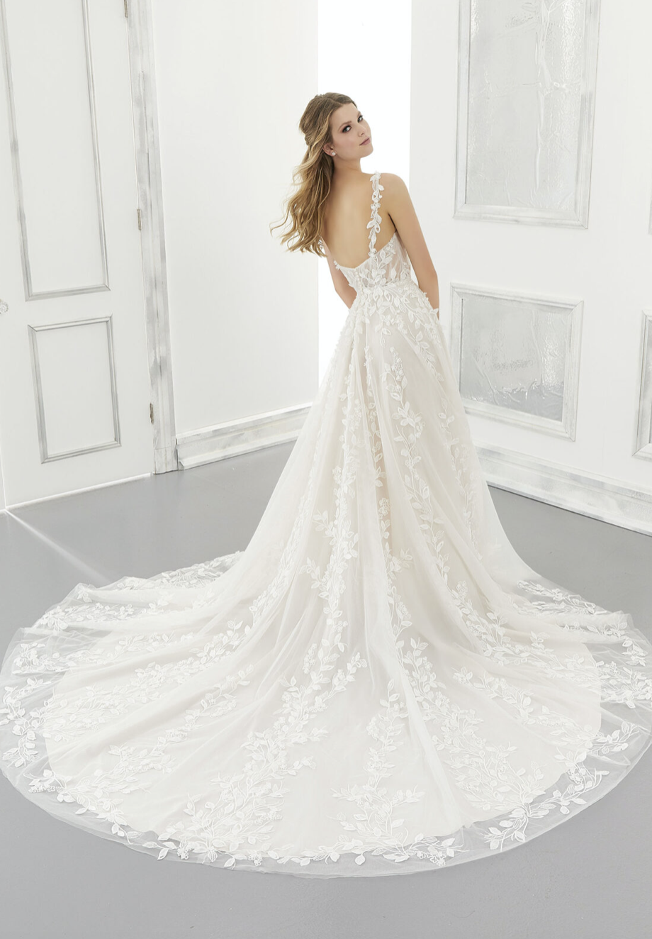 Adelaide Wedding Dress 2171