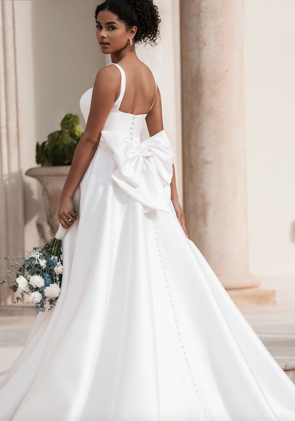 Thumbnail: Allure Gown