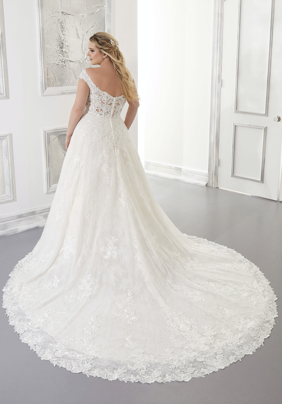 Adrian Wedding Dress 3305