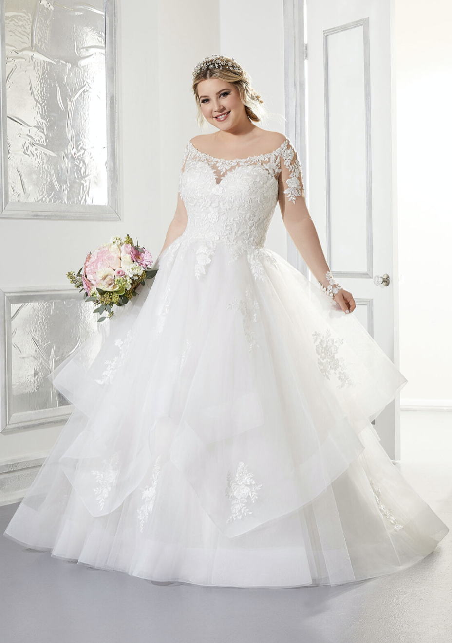 Alyssa Wedding Dress 3308