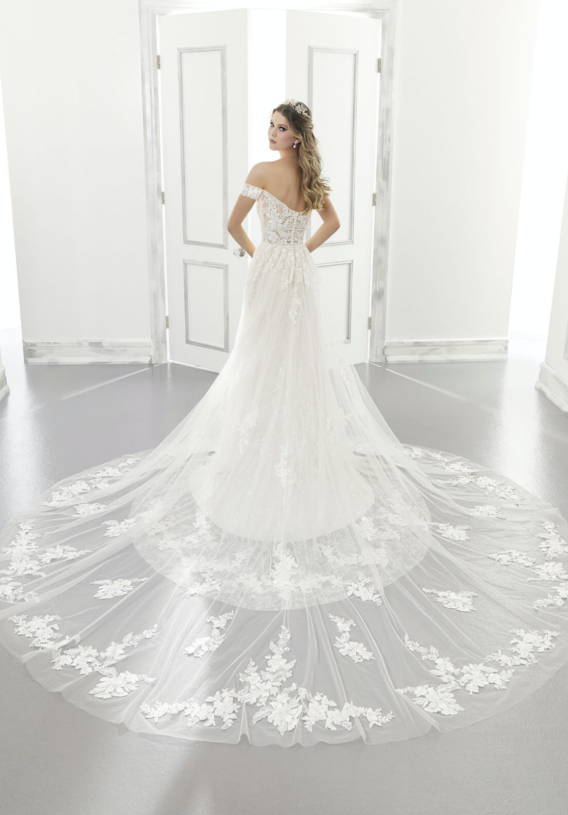 Addison Wedding Dress 2175