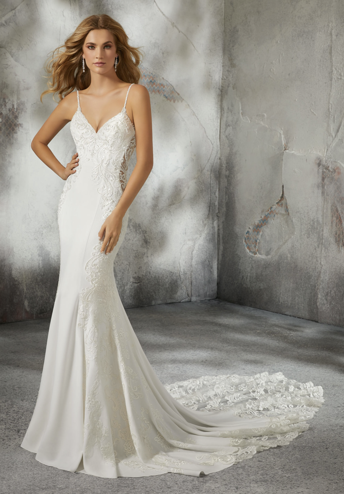 Lizzie Wedding Dress 8283