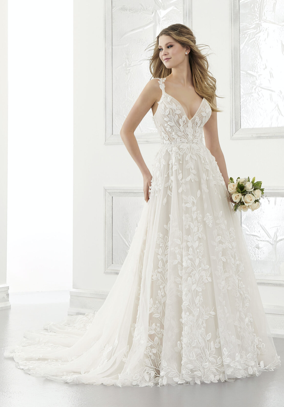 Adelaide Wedding Dress 2171