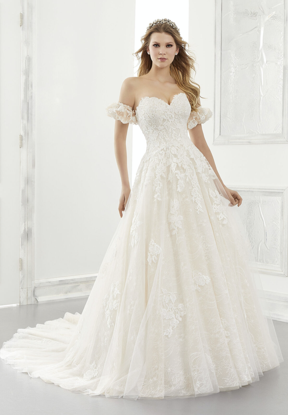 Abigail Wedding Dress 2185