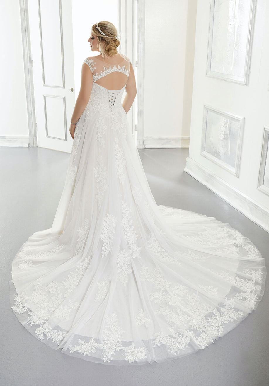 Agnes Wedding Dress 3307