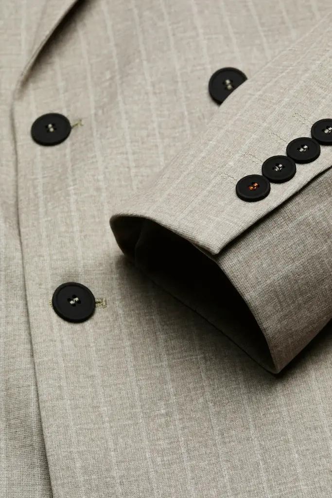 Thumbnail: DIGEL move Atos Blazer – Smart Effortlessness in a Double Pack.