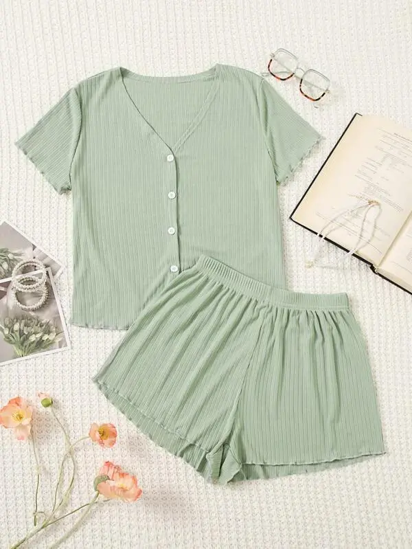 Thumbnail: Flowy and Plain Green Set Pyjamas