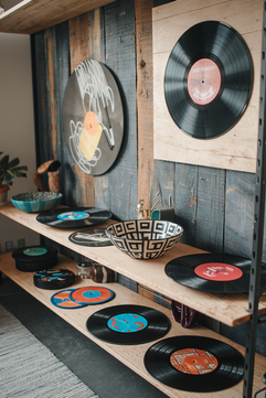 Vintage Music Decor Ideas