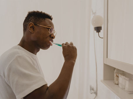 7 Mistakes To Avoid When Brushing Your Teeth