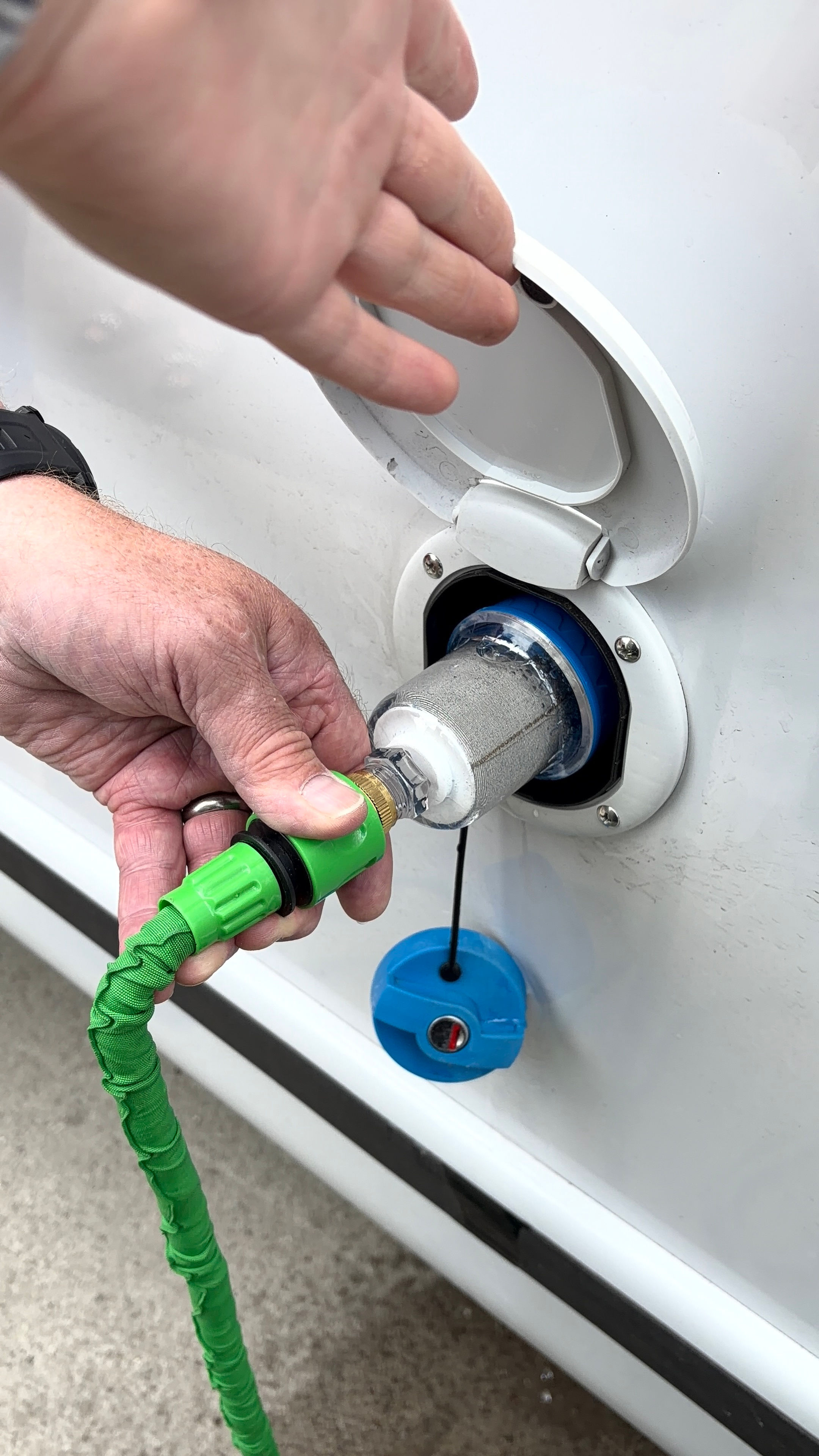 Inline-vandfilter til påfyldning