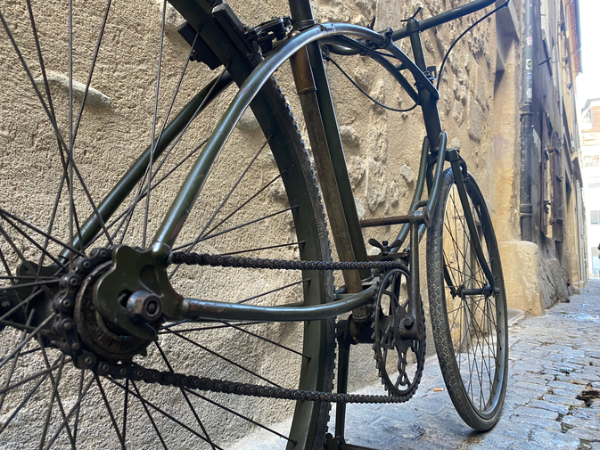 Vélo artisanal hommes - années 1940 Vélo artisanal hommes - années 1940