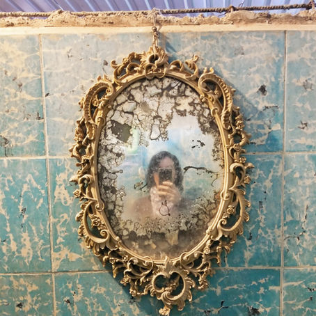 Jacuzzis Are Cold & Toilet Seats Don’t Exist: Bathroom Realities in Mexico