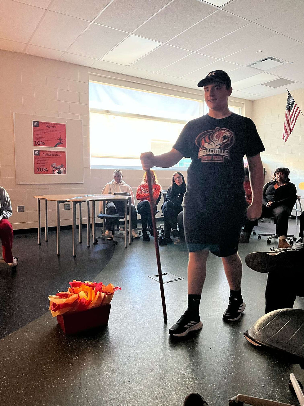 What Makes Belleville New Tech Different? A Modern Approach to High School