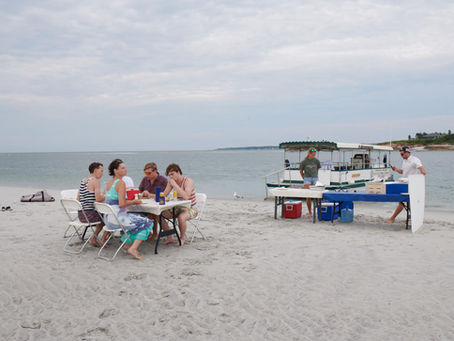 Choosing the perfect menu for your private charter!
