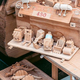 木玩具組裝 ｜種類達到50多種，現場選擇喜歡的造型並組裝！