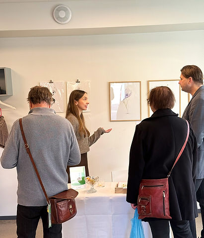 Exhibition in Vallastaden Art 