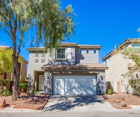 Beautifully maintained 3-bedroom, 2.5 bath home