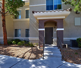 Upscale, Gated 2 Bed, 2 Bath Condo