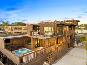 Should I Hire a Vacation Rental Property Manager or Self-Manage My San Diego Airbnb?
