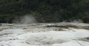 From Rotorua: Taupo Day Trip with Orakei Korako or Waiotapu