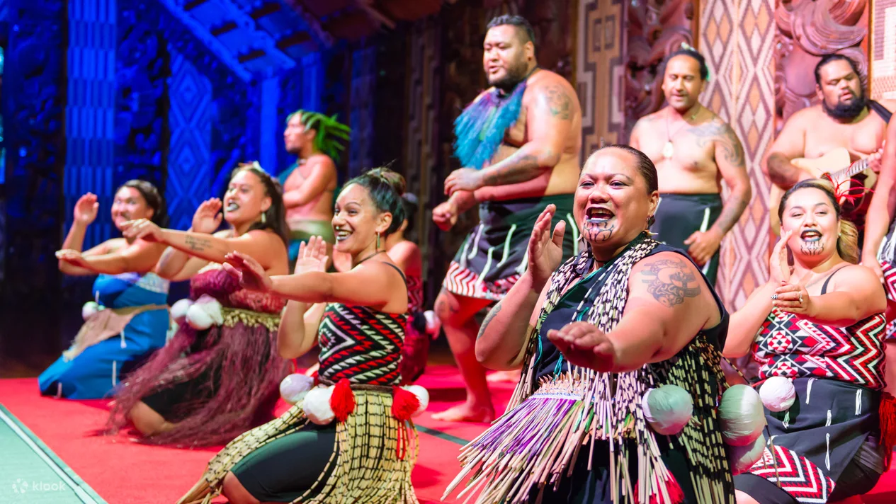 Waitangi Treaty Grounds Experience Summer Family Activities in New Zealand