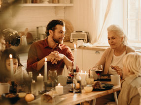 4 Questions Adult Children Should Ask Their Parents Over the Holidays