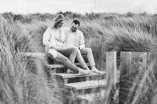 Séance photo grossesse maternité en extérieur naturelle