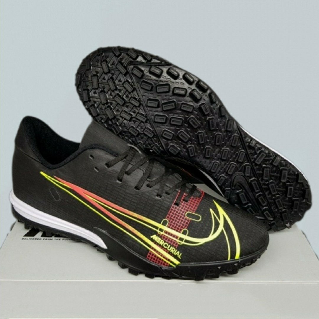 Фото футбольной обуви (сороконожек) Nike Mercurial Vapor 14 TF Black в интернет магазине footgoal.shop
