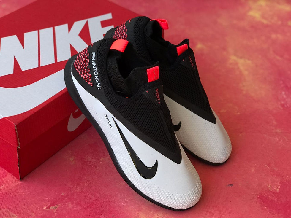 Прев'ю: Футзалки Nike Phantom GT Club Dynamic Fit IC / залки найк фантом / Футбольная обувь