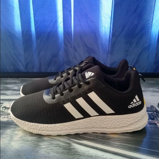 Миниатюра: Тренировочные кроссовки Adidas black / кроссовки адидас