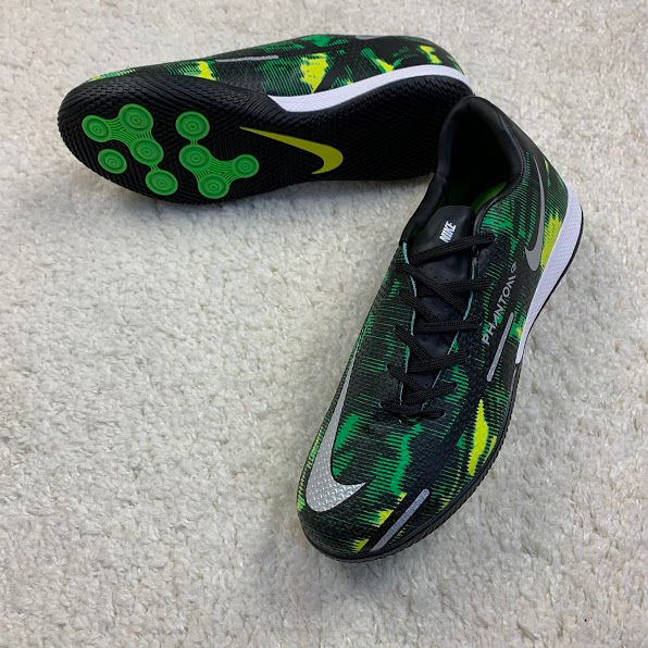 Футзалки Nike Phantom GT 2 IC / залки найк фантом / футбольная обувь / футбольные копочки