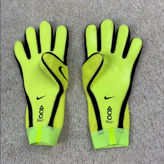Прев'ю: Вратарские перчатки Nike Nike Mercurial Touch Elite салатовые / Вратарские перчатки найк меркуриал
