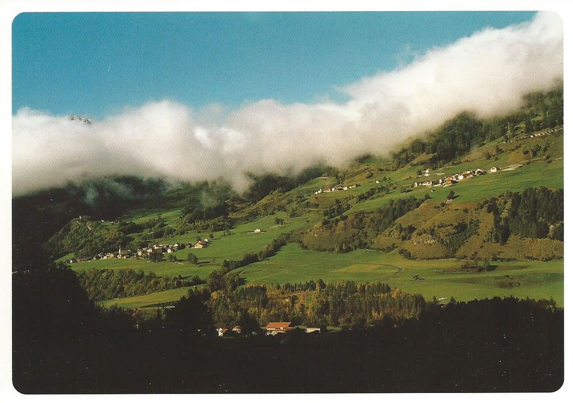 121 Kultur in Graubünden, z.B. Donat, Bergdorf am Schamserberg