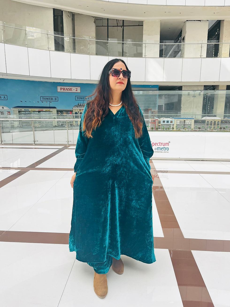 Thumbnail: Velvet Suit (Green)