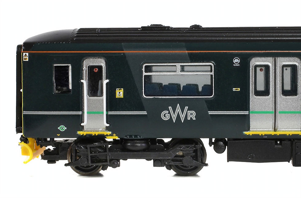 n gauge 371-337 Class 150/2 2-Car DMU 150232 GWR Green (FirstGroup)