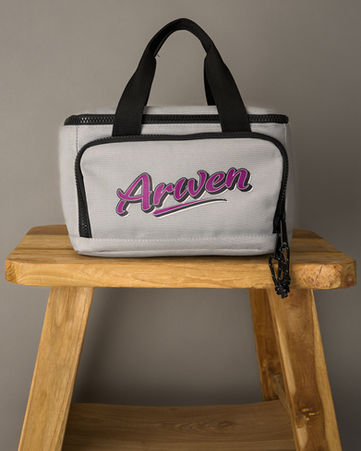 Koeltas met naam "Arwen"
