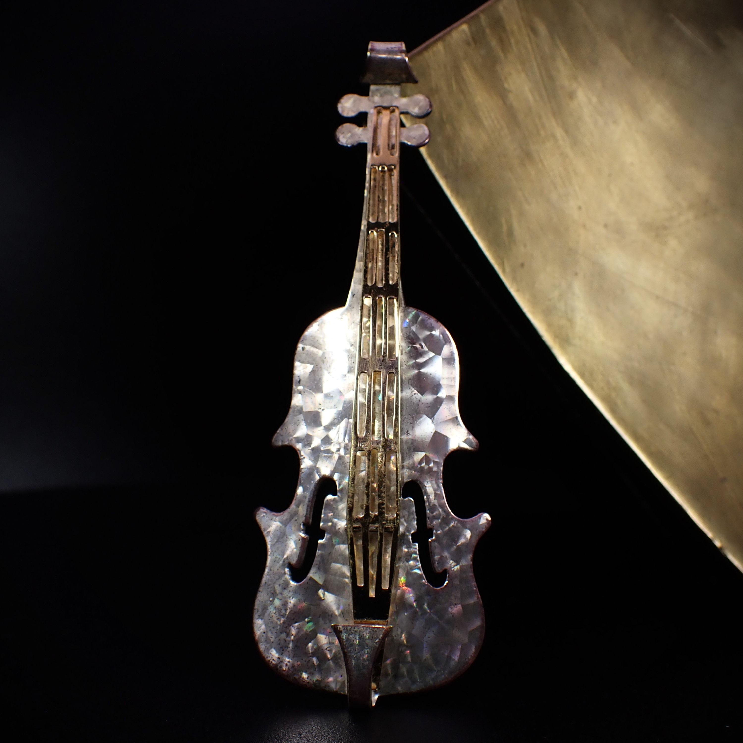 Unsigned Vintage Retro Two Tone Mixed Metal Cello Brooch Pin Musical Instrument