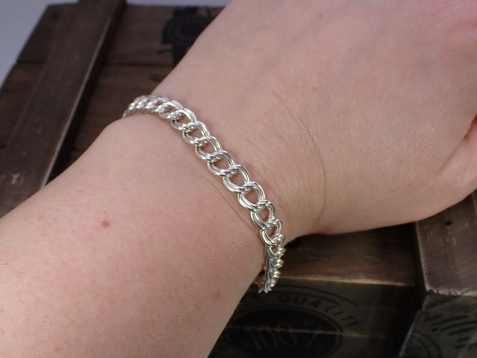 Thumbnail: Lovely Vintage Sterling Silver Double Link Charm Bracelet (without charms)