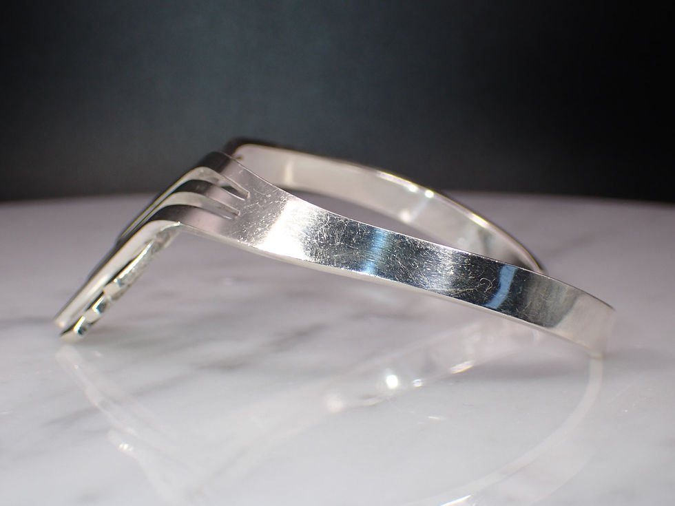Thumbnail: Vintage Mexico Sterling Silver Bypass Design Cuff Bracelet