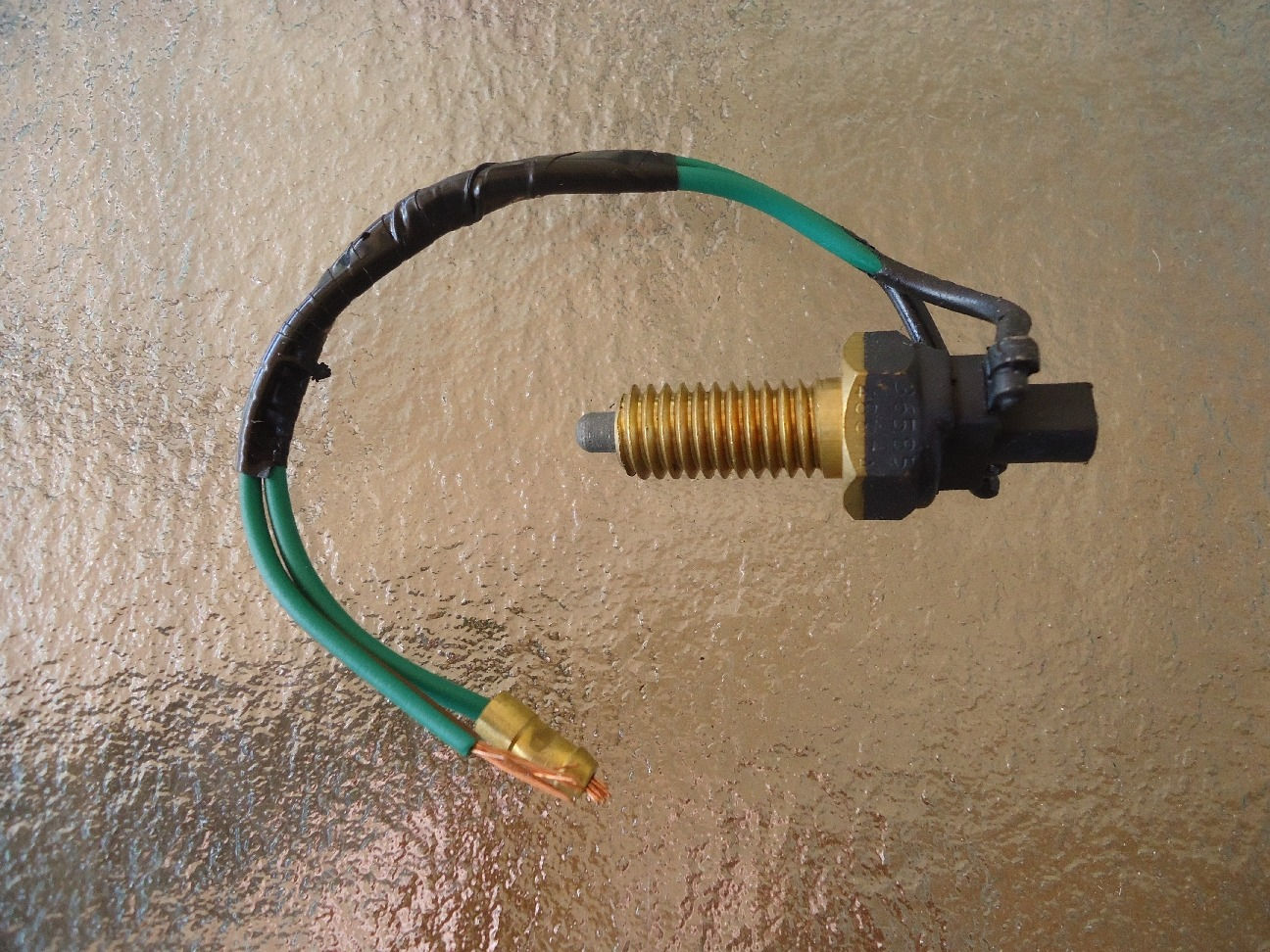 Reversing Lamp Switch Mini, suits Rod Change box