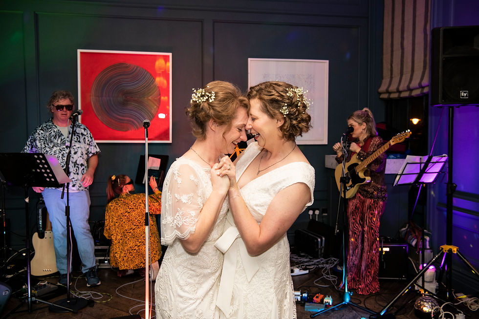 Wondering how to plan a wedding in Ireland or need some tips on for an Irish wedding day? Here's a sample wedding day timeline in Ireland by a real industry expert. wedding morning timeline,wedding day timeline ireland,wedding day timeline 1pm ceremony,weddng morning timeline,tips for an irish wedding day, tips for an irish wedding ceremony, tips for an irish wedding reception,wedding photographers ireland, wedding photographers dublin, dublin wedding photographers