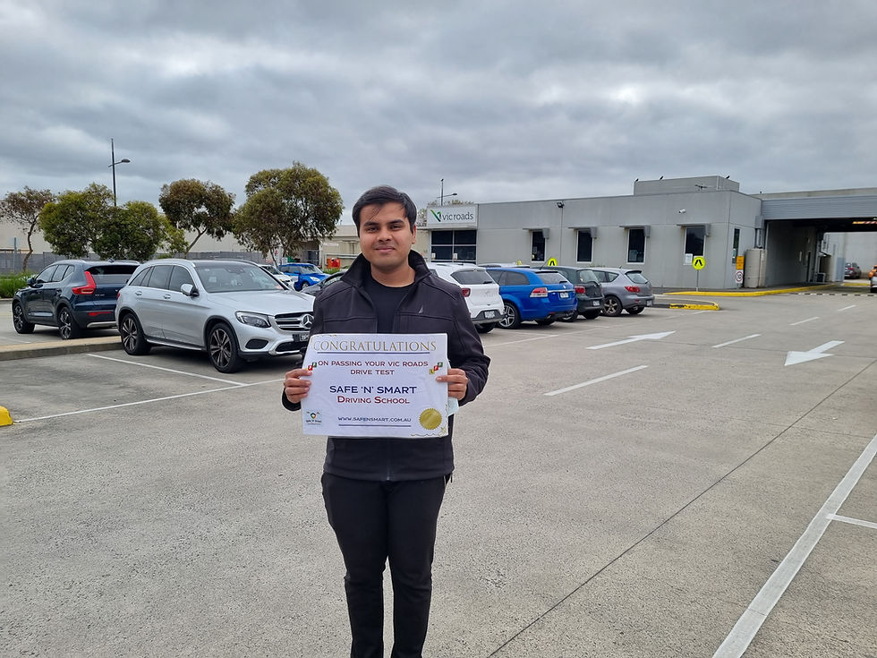 learner passing drive test at Safe n Smart driving school in Bundoora