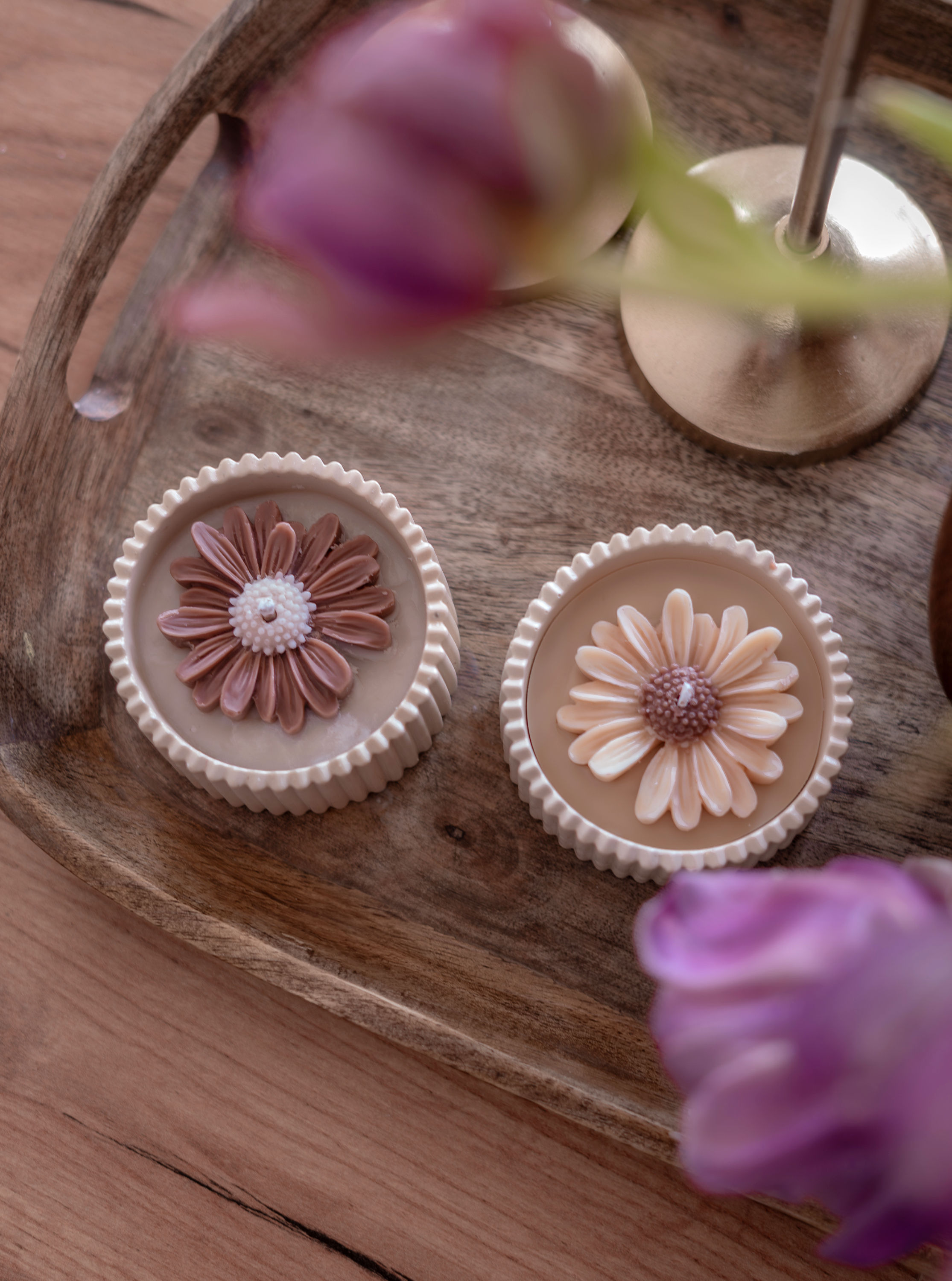 Daisy Bloom Candle